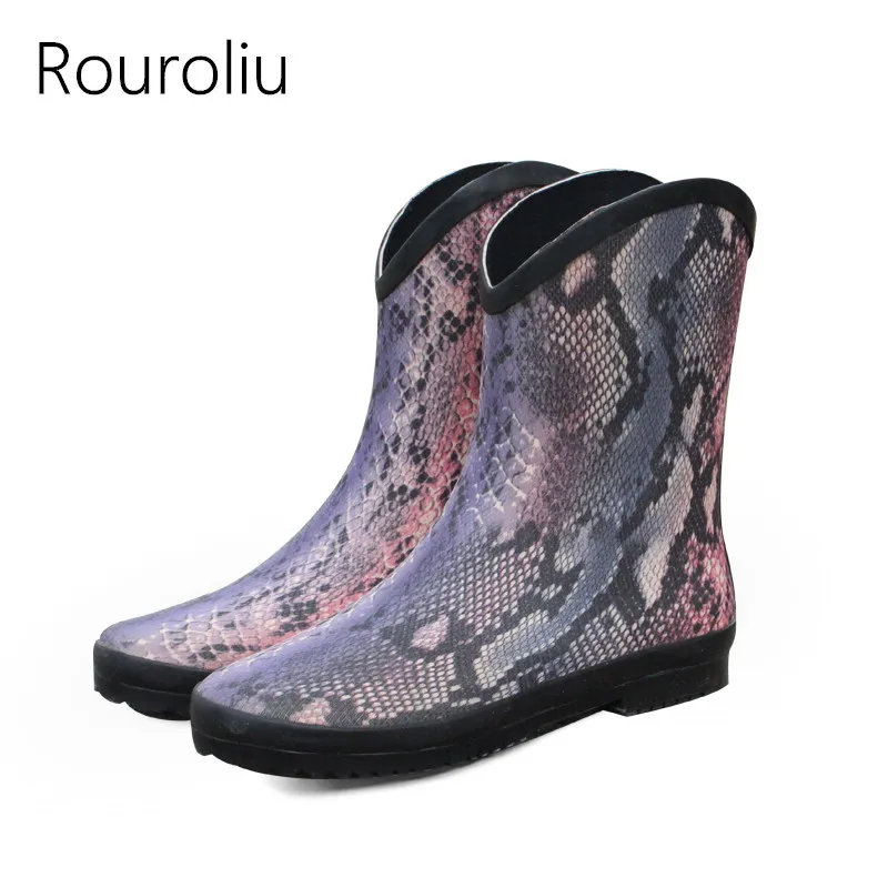 

Rouroliu Women Non-Slip Waterproof Rubber Boots Female Autumn Slip-on Water Shoes Ankle Rainboots Woman Wellies RB7