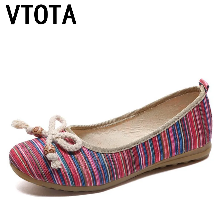 

VTOTA Fashion Women Flat Shoes Non-Slip Cotton Fabric Comfortable Leisure Shoes 2018 Spring Autumn Old Beijing Cloth Shoes K71