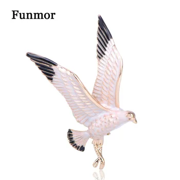 

FUNMOR Lifelike Seagull Birds Brooches Gold Color Enamel Bird Animal Lapel Pin Corsage Women Men Holiday Blouse Decoration