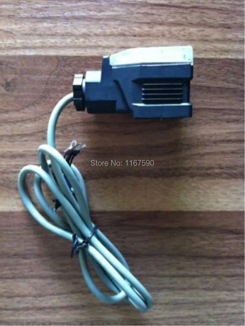 

Voltage 4-20mA 0-5V 0-10V current output electronic scale plug type signal conversion displacement sensor transmission module