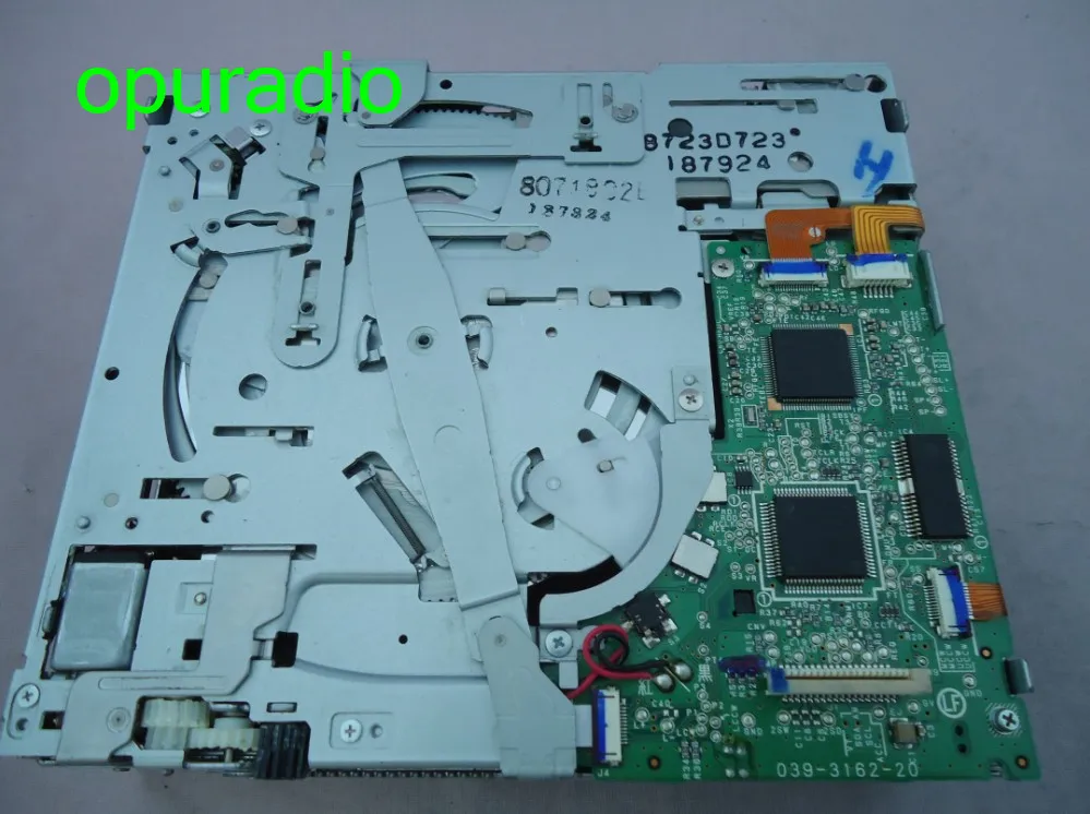 clarion 6 CD changer mech 039-3162-20 for Ford'