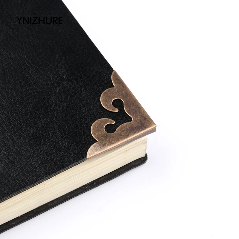 50 قطع 28*28 ملليمتر العتيقة الحديد خزانة الزاوية ألبوم كتاب حزمة الأجهزة القائمة مفكرة حماية الزاوية