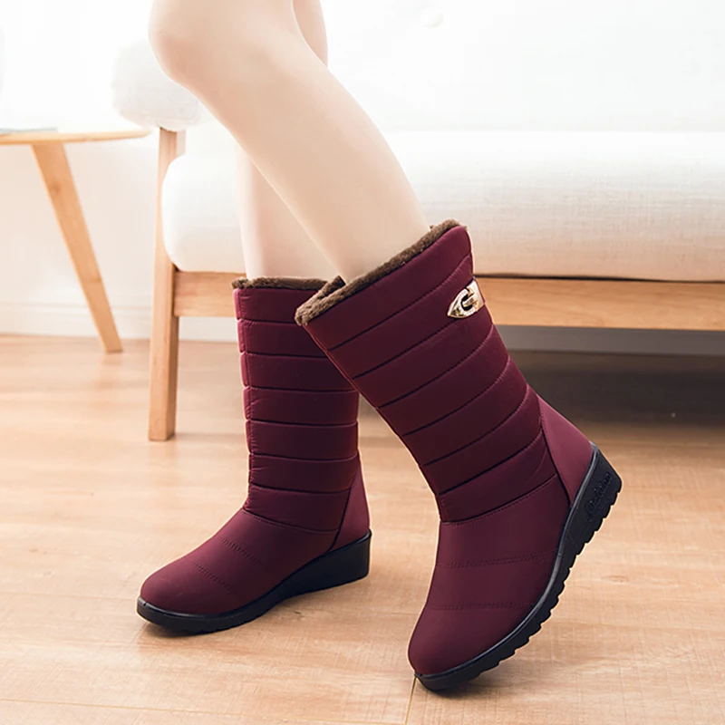 

Winter Women Boots Down Solid Color Round Toe Wedges Shoes Keep Warm Plush Slip-on Snow Boots Women Casual Shoes