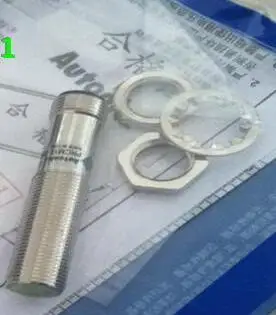 

Free Shipping 2pcs/lot New Switch PRCM12-2DN2 aviation plug type NPN normally closed sensor