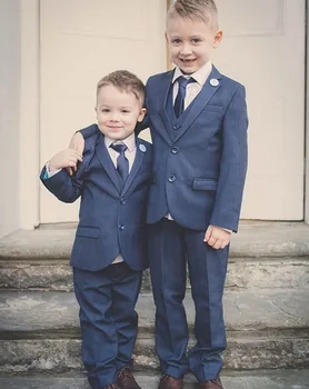 Cena Dark Grey Boy Smokingi 2020 Custom Made Wycięcie Klapy Ubranie Dla Dzieci Dwa Guziki Kid ślub/garnitury Na Bal (kurtka + Kamizelka + Spodnie + Krawat)