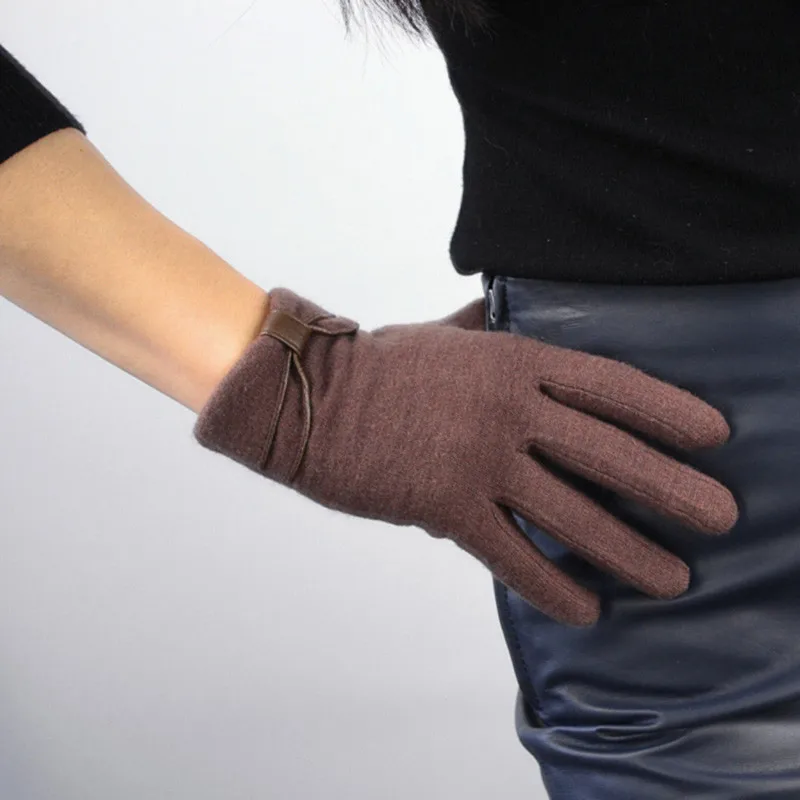 Pure Wool Gloves Five Fingers Brown Grey Bean Color Autumn Winter Elastic Knitted Female Butterfly Knot Woman Gloves TB104