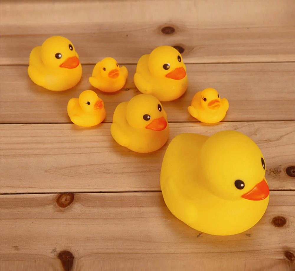 100 шт./компл. писклявый резиновый утка Duckie Игрушки для ванны Детские игрушки для душа для детей подарок на день рождения