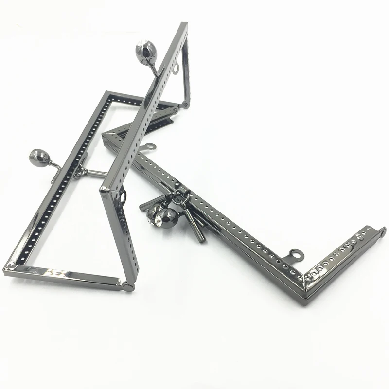 

Kiss Clasp Lock Gunmetal Tone Metal Purse Frame Handle Rectangle Bag Handbag Handle Fashion Pattern Luggage Accessories 20cm