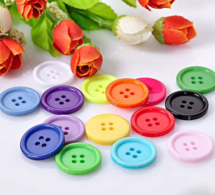 

2018Top Fashion New None Washable Sewing Accessories Scrapbook 4 HolesSewing Buttons 25mm Bulk For Craft Accessories 20pcs