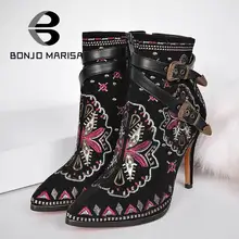 BONJOMARISA Retro Ethnischen Stickerei Winter Schuhe Frauen High Heel Stiefeletten Sexy Schnallen Plattform Schuhe Frauen Winterstiefel