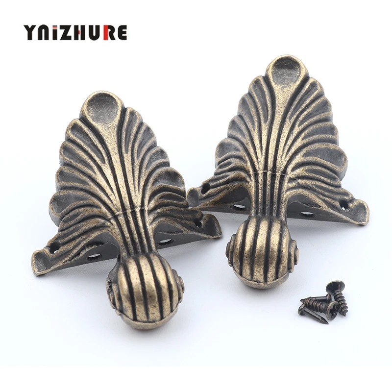 

4Pcs Case Box Corners For Antique Furniture Decorative Triangular Pattern Carved Bronze Tone