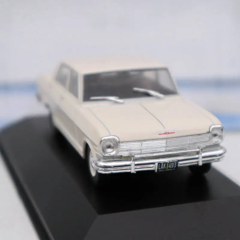 IXO alitai 1:43 Chevrolet 400 4 Puertas 1962 белые литые под давлением модели Ограниченная серия