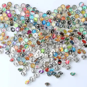 

Wholesale 100pcs/lot Mixed Many Styles Randomly 12mm Diy Snap Button Glass Button Charms Fit Snap Button Bracelet Jewelry Y36