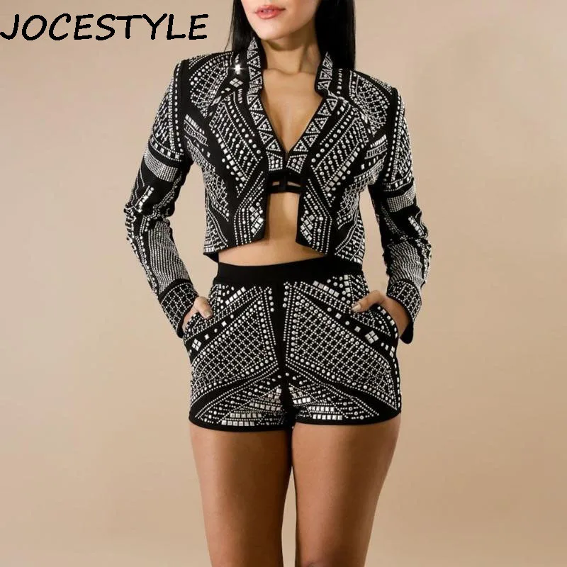 

2pcs Women Sexy Clothes Set Rhinestone Long Sleeve Fashion Jacket Shorts Outfits Bodycon Clubwear Female Autumn Fashion Suit