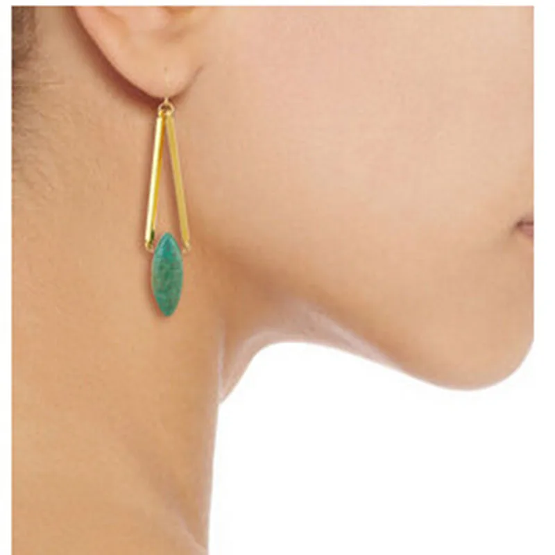 

1 pair Gold Color Earrings Green Water Drop Stone Pierced Dangle Earrings Women/Girls Long Drop Earrings fashion jewelry