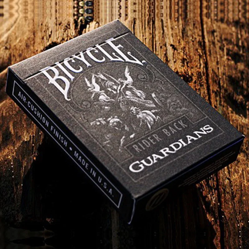 

Hui Qi poker guardian angel Theory11 convex version of the Guardians Bicycle poker cards