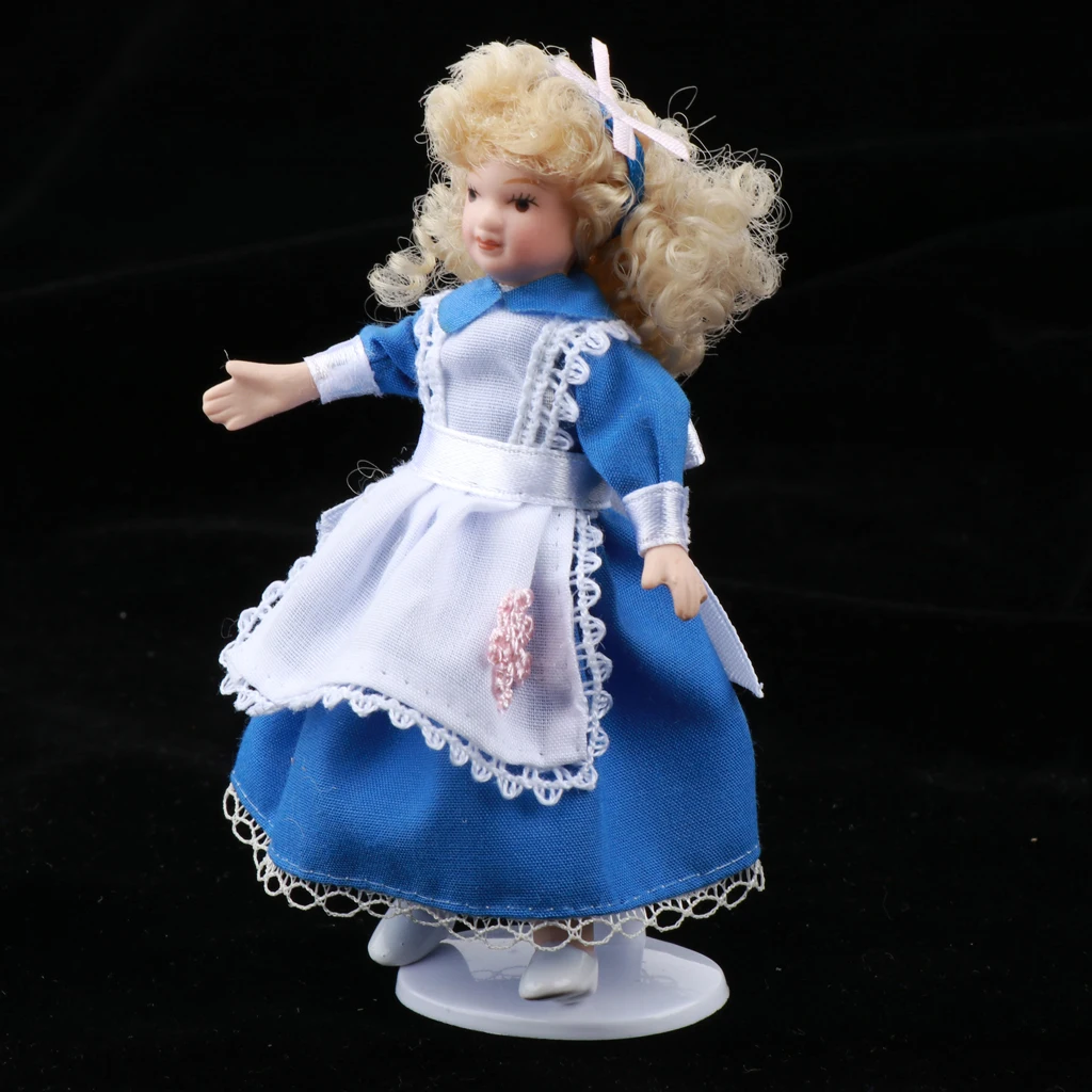 miniature dollhouse people