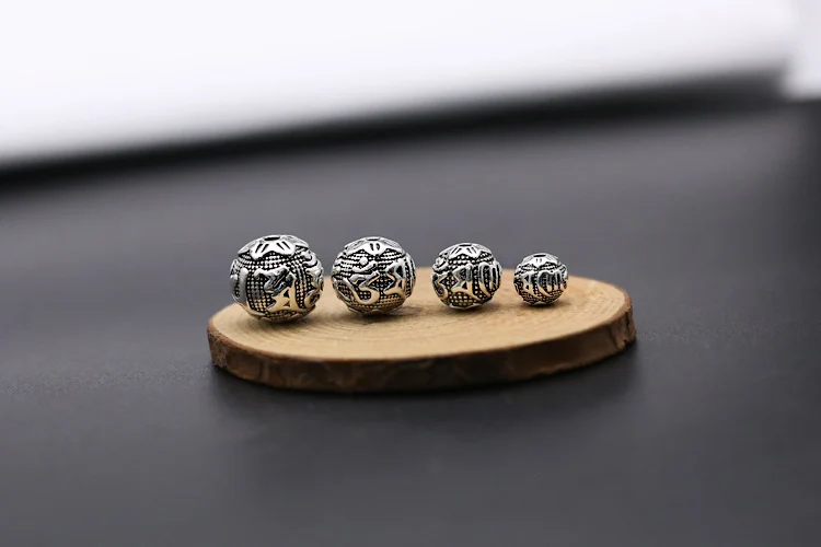 silver-om-bead005B