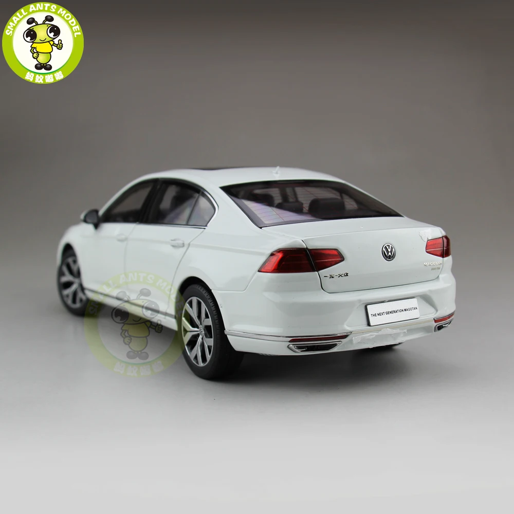 1/18 FAW Passat B8 Magotan литая под давлением Модель автомобиля игрушки День рождения девочки мальчика подарок коллекционирование, хобби белый