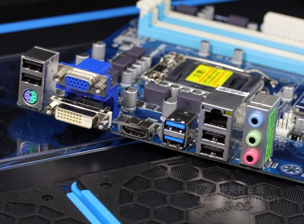جيجابايت GA-H77-DS3H الأصلي اللوحة LGA 1155 DDR3 32 GB USB3.0 H77-DS3H H77 لوحات شحن مجاني