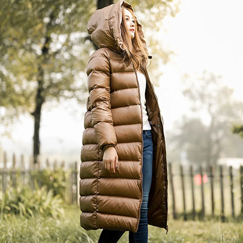 2018 Winter Women White Duck Down Parkas Female Down jacket Ladies Wadded Coat Female Warm Waterproof Zipper Long Parkas LYL247