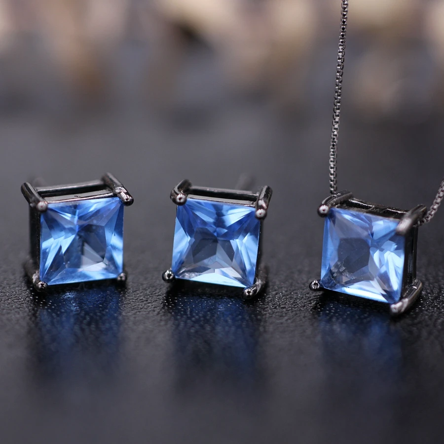 Square earring and pendant necklace jewelry set