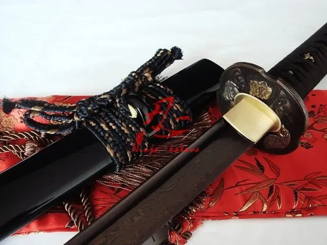 

battle ready japanese katana demon tsuba titanium adsorb folded steel blade sharpend sword