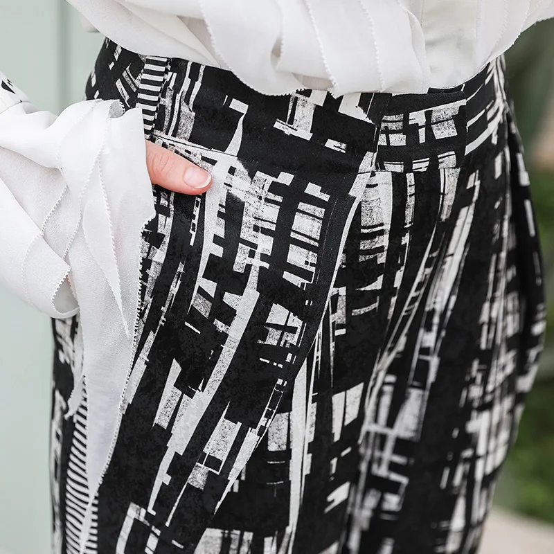 VOA/ шелк Faldas Mujer Moda Лето сшивание Печатный плиссированный халат Femme Ete черный белый Vestidos Verano широкие брюки K580
