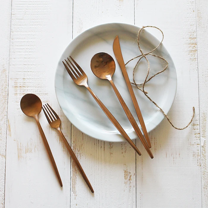 

Dinnerware Set Rose Gold Plated Rose Gold Knife Fork Tableware Set Stainless Steel Cutlery Luxury European Western Food 4pcs