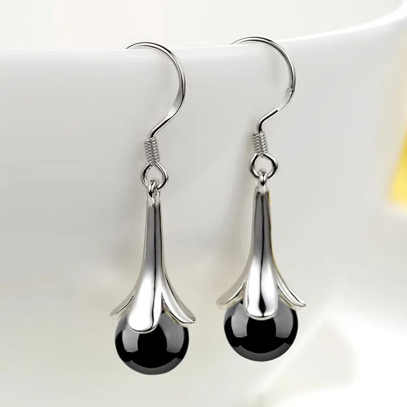 

Vintage Artificial Stone Dangle Earring Exaggerated Long Tassel Silver Plated Drop Earrings for Ladies Red Black