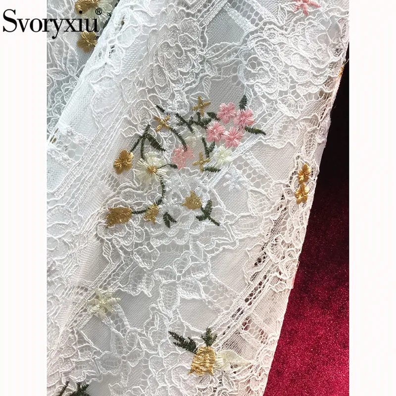 Женское кружевное платье Svoryxiu белое ажурное вечернее с цветочной вышивкой на