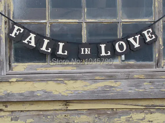

Free Shipping 1 X Black FALL IN LOVE Banner Wedding Photo Prop Sign Hanging Bunting Garlands Wedding Party Deco