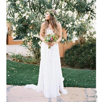 

Elegant Illusion Spaghetti Straps Floor-Length Appliques Chiffon Beach Sweep Train robe de soiree Wedding Dress 2019
