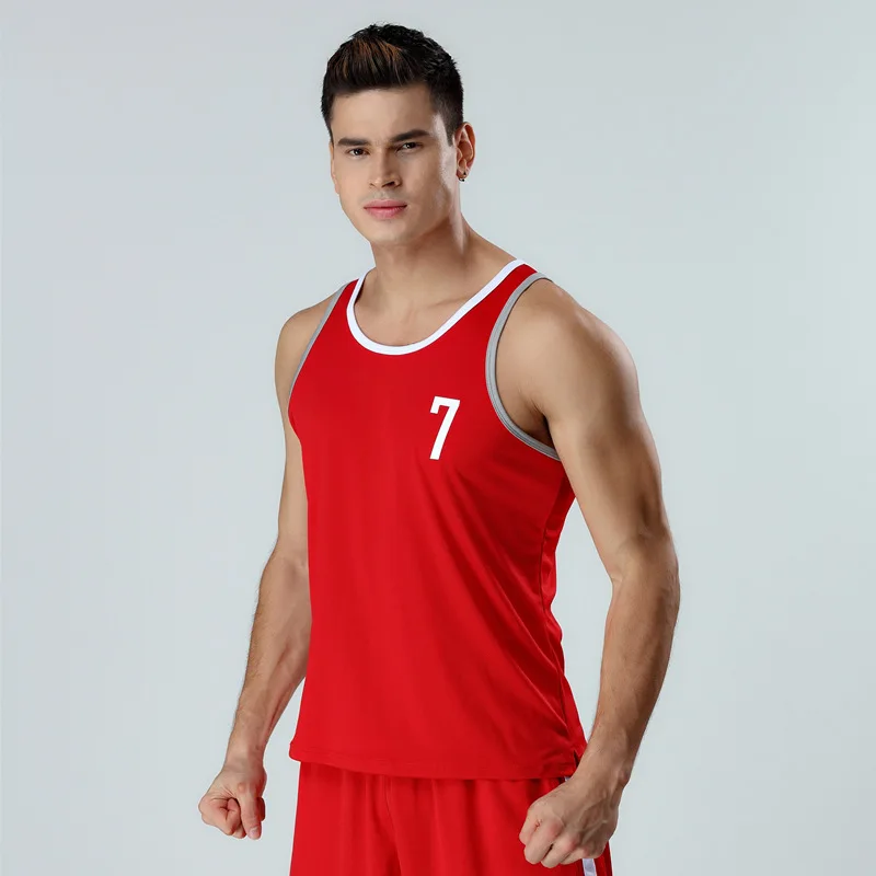 The new breathable retro men 's self cultivation sports vest running