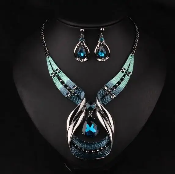 

Long Body Necklace Jewelry Sets Chain Sexy Blue AB Crystal Gem Chunky Maxi Luxury Gem Statement Necklace With Earrings Femme