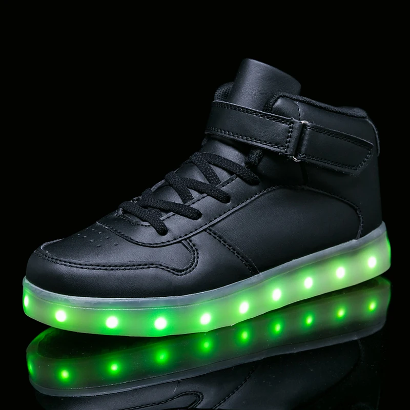 светящиеся кроссовки найк мужские чёрные. светящиеся кроссовки led shoes детские. кеды найк со светящейся подошвой. со светящейся подошвой. кроссовки со светящейся подошвой подошвой.