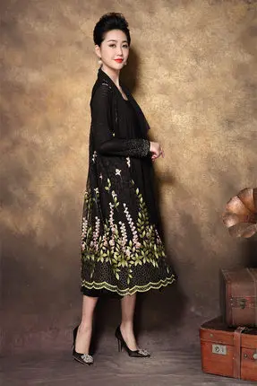 Весеннее Элегантное Длинное Платье для мамы, Ретро стиль, вышивка, стразы, два предмета, платье для женщин среднего возраста, вечернее платье, плюс размер 4XL - Цвет: Многоцветный