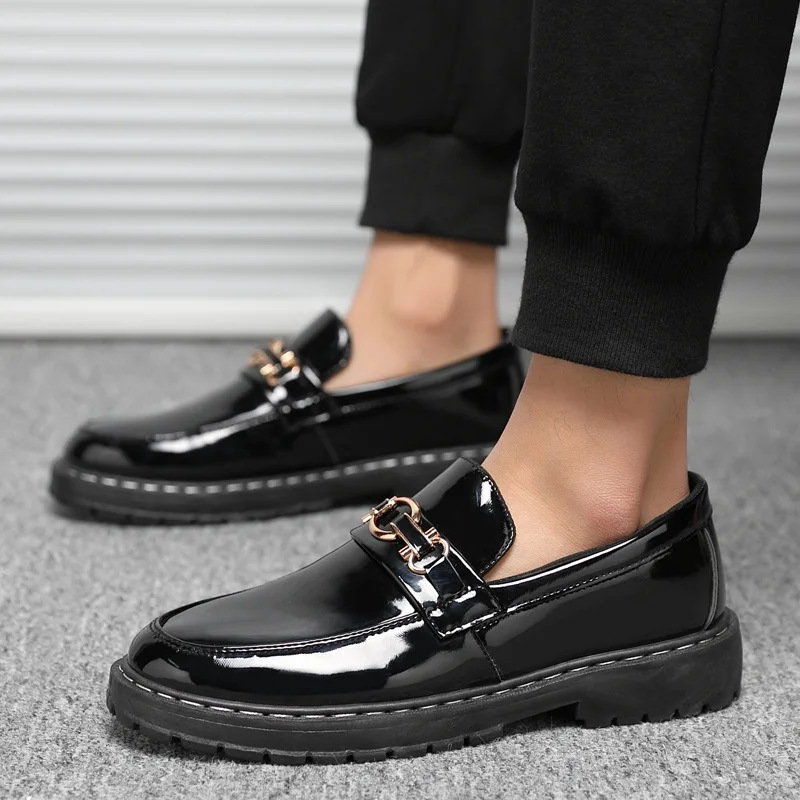 

Man Italian Dress Leather Shoes Luxury Brand Mens Patent Leather Thick Bottom Wedding Shoes Slip On Business Formal Office Shoe