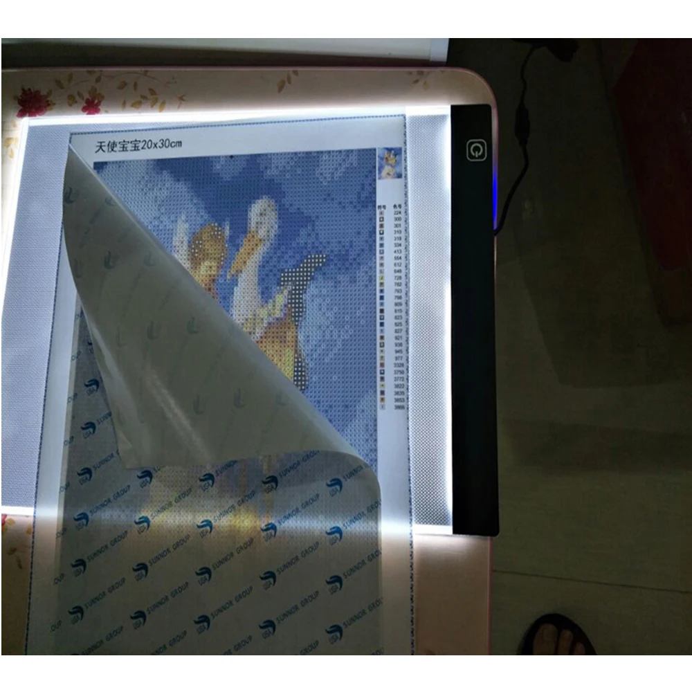 

Ultra Thin A4 LED Light 1-2-3 file Stencil Touch Board Copy Painting Drawing Board Table Pad Tracing Drawing Table Board G01
