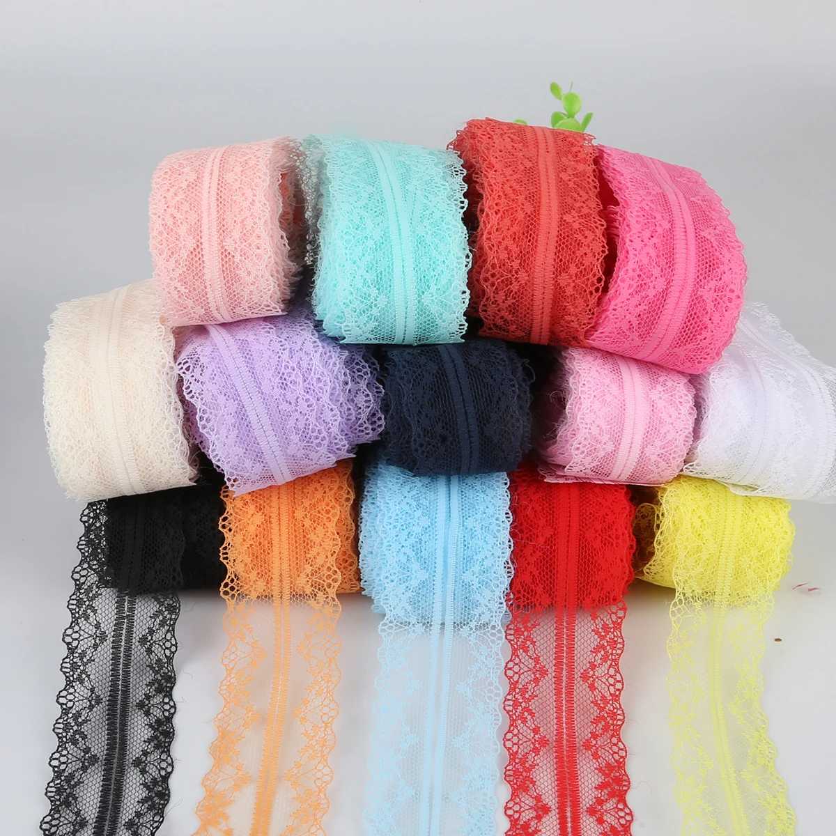 

10yard/roll White Lace Fabric Webbing Decoration Packing Material Roll 4cm DIY Embroidery Garment Clothes Accessories