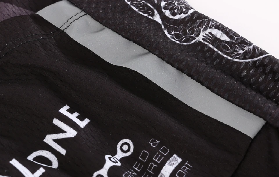 two-reflective-stripe-on-side-of-pocket
