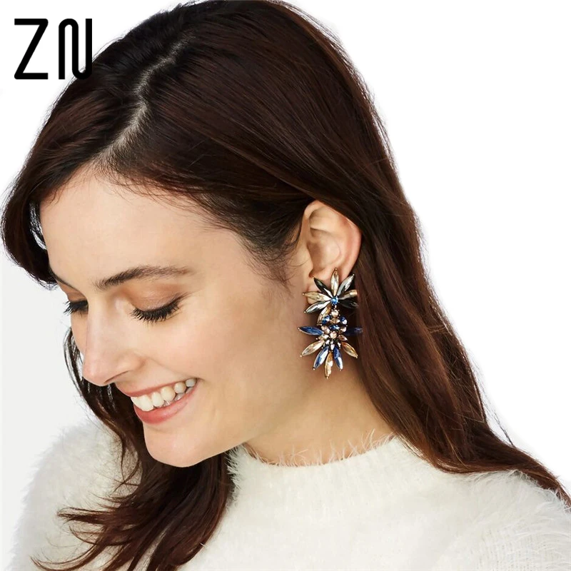 

2 colors New fashion women statement crystal stud Earrings for women fashion earring Factory wholesale women jewelry