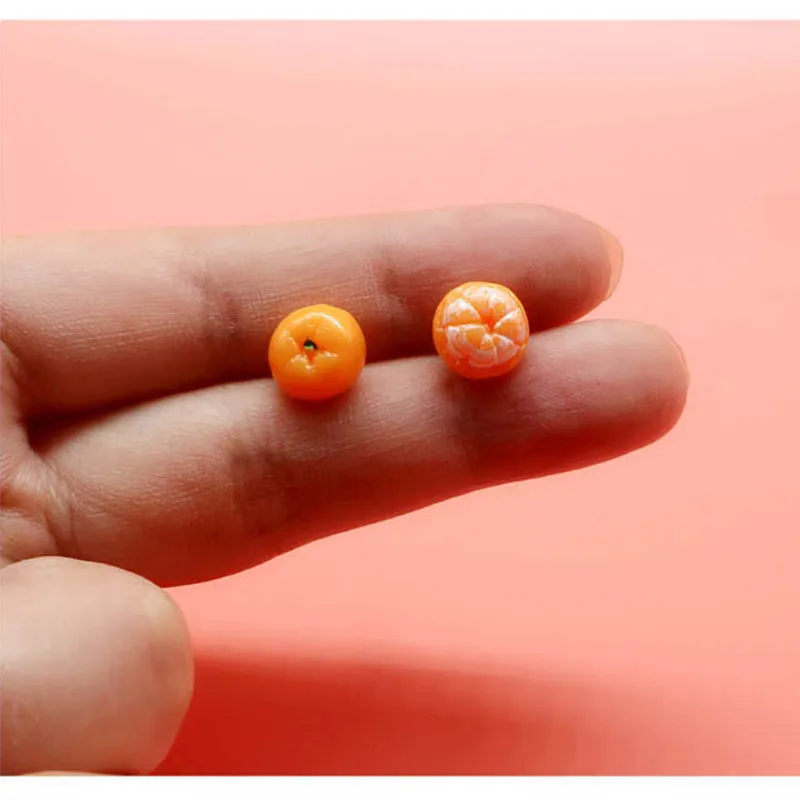 

Funny Cute Mini Simulation Peeling Small Orange Asymmetrical Resin Earrings Women's Fashion Personality Creative Jewelry Gifts