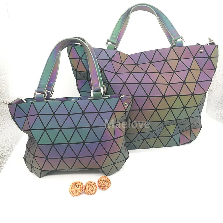 shoulder bags