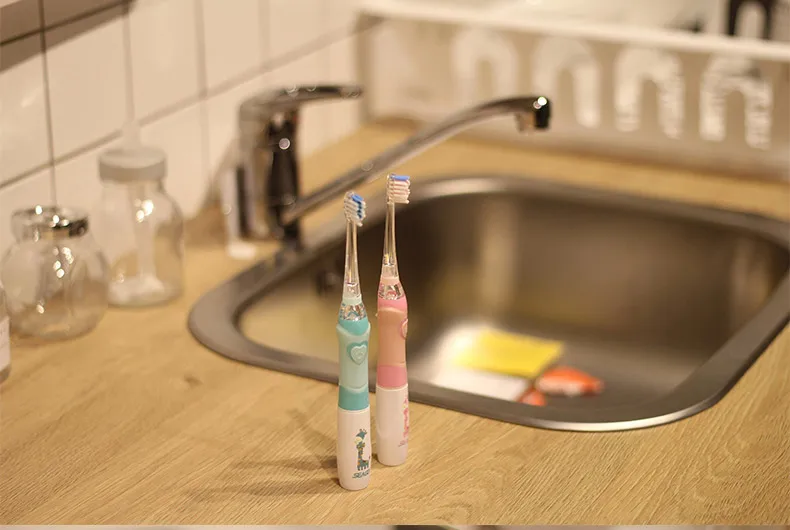 Seago Kids Sonic электрическая зубная щетка с мягкой щетиной, водонепроницаемая сменная щетка, лучший подарок для детей