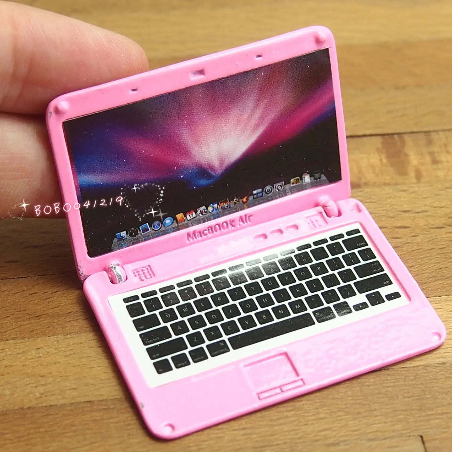 Dollhouse Miniature Metal  Pink Laptop 