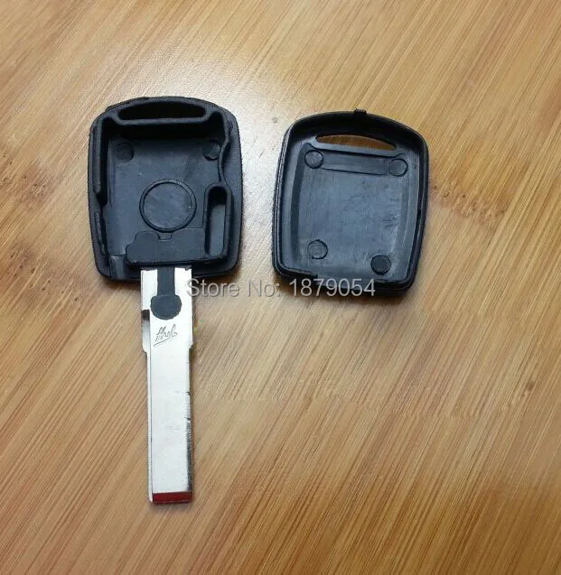 VW SKoda Octavia Elite Superb Transponder key shell (2).jpg