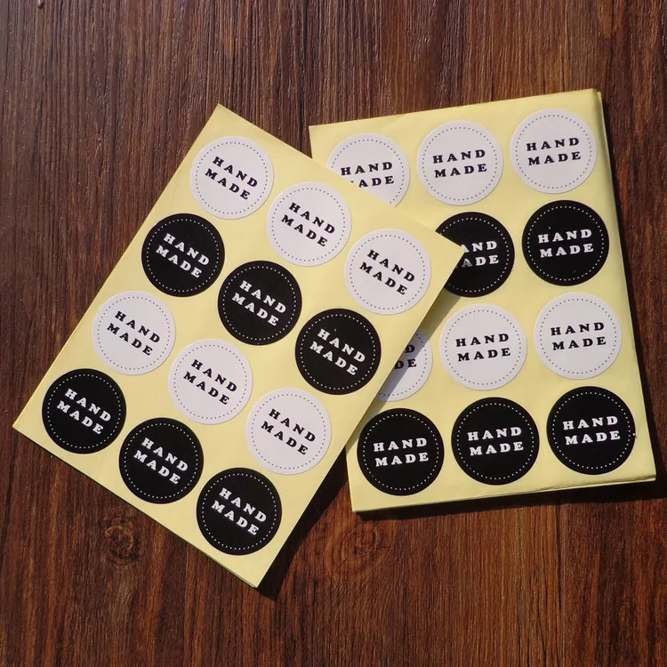 

120Pcs 10Sheets Hand Made White and Black Handmade Cake Packaging Sealing Label Sticker Baking DIY Gift Round Stickers M1205