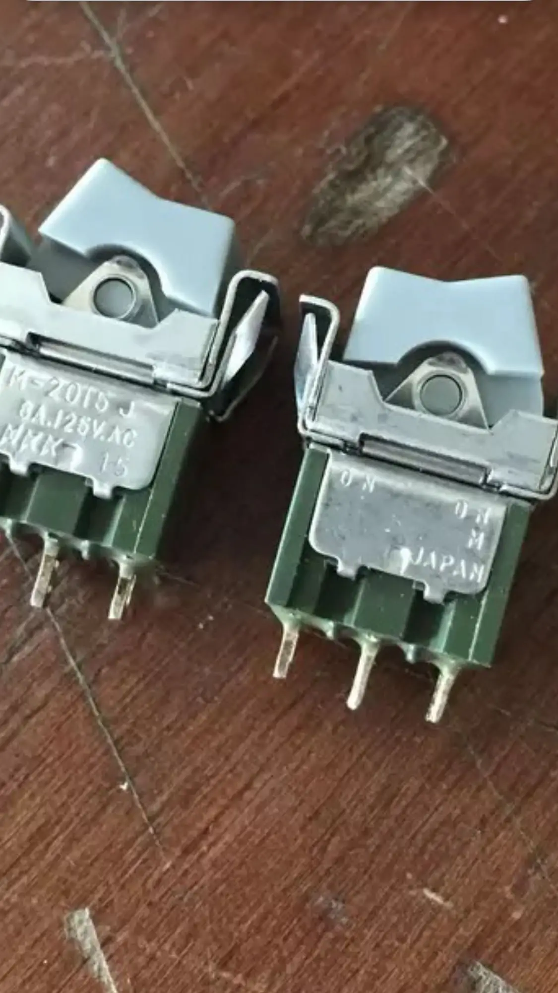 

NKK M-2015 J 6A125VAC Japan switch resets