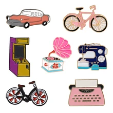 Retro máquina de juego máquina de escribir fonógrafo bicicleta coche máquina de coser esmalte Pin clásico Vintage suministros diarios broches insignias